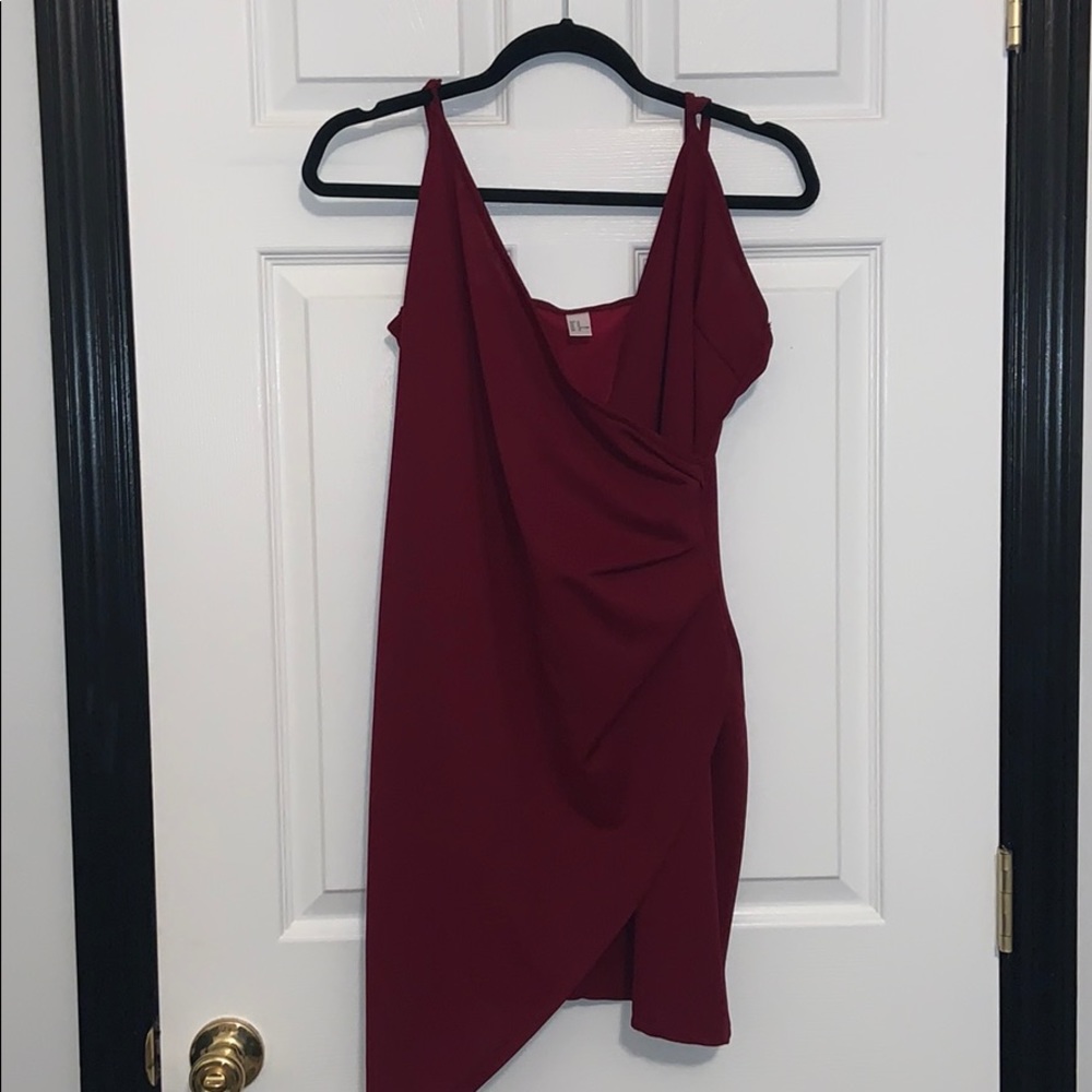 Maroon/Burgundy Dress